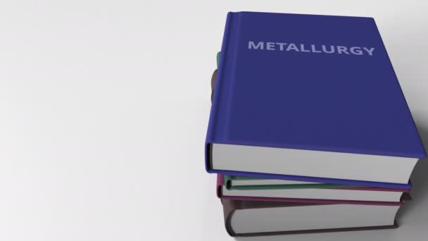 Montón de libros sobre METALLURGY. Animación 3D — Vídeo de stock
