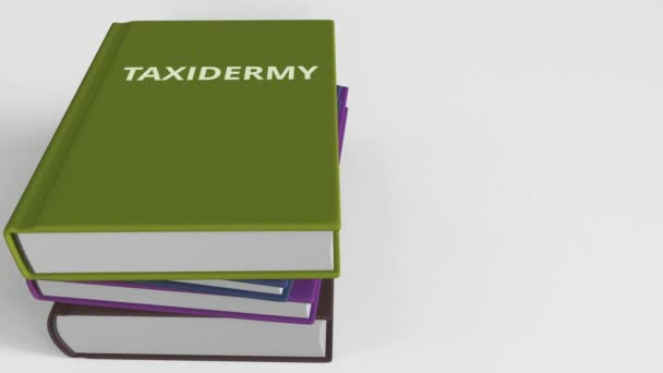 Taxidermie titel op het boek, conceptuele 3d animatie — Stockvideo