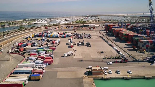 VALENCIA, ESPANHA - OUTUBRO 2, 2018. Vista aérea do porto da cidade e da marina — Fotografia de Stock