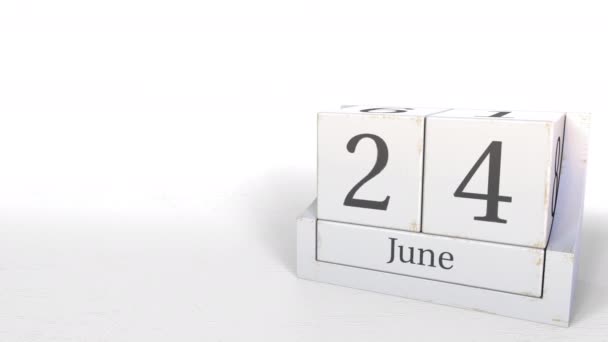 Деревянный куб календарь показывает 24 июня даты, 3D анимация — стоковое видео