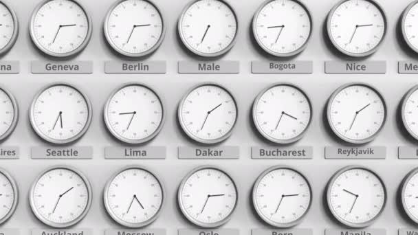 Round clock showing Dakar, Senegal time within world time zones. 3D animation — Stock Video