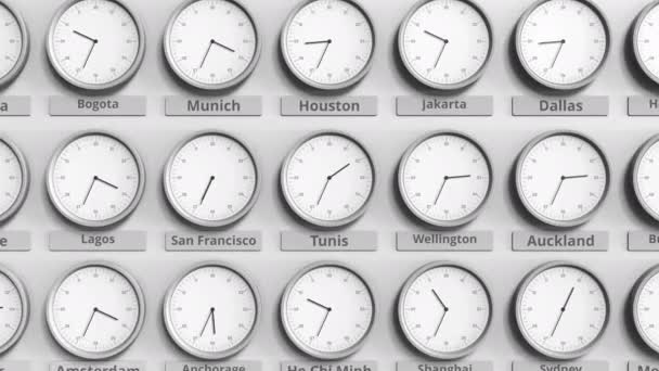 Reloj muestra Túnez, Túnez tiempo entre diferentes zonas horarias. Animación 3D — Vídeo de stock