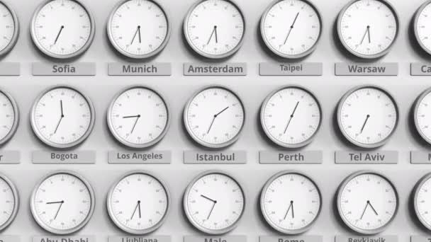 Reloj redondo que muestra Estambul, Turquía hora dentro de las zonas horarias del mundo. Animación 3D — Vídeos de Stock