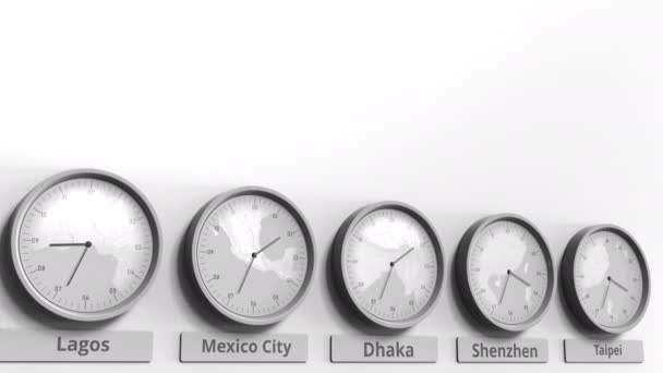 Reloj redondo que muestra Dhaka, hora de Bangladesh dentro de las zonas horarias mundiales. Animación 3D conceptual — Vídeos de Stock