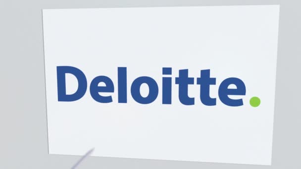 Deloitte företagslogotyp drabbas av bågskytte arrow. Business kris konceptuella redaktionella animation — Stockvideo