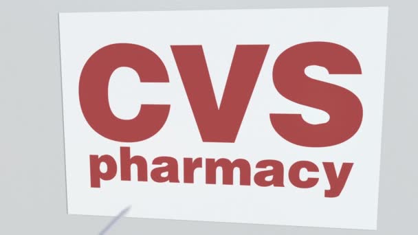 アーチェリーの矢は、Cvs 薬局会社ロゴとガラス板を分割します。ビジネス問題概念編集アニメーション — ストック動画