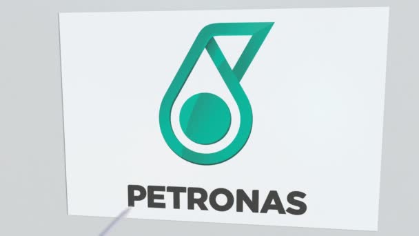 Boogschieten-pijl breekt de glasplaat met Petronas bedrijfslogo. Zakelijke kwestie conceptuele redactionele animatie — Stockvideo