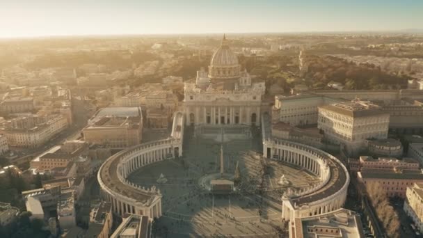Aerial view of crowded St. Peters Square in Vatican City decorated for Christmas and New Year — Stock Video