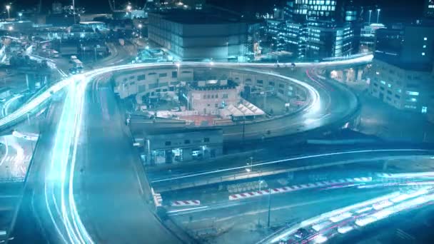 Lange blootstelling nacht time-lapse van het wegverkeer interchange drukke stad — Stockvideo