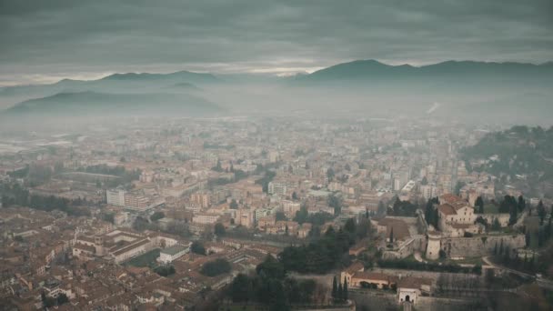 Brescia cityscape, İtalya havadan görünümü — Stok video