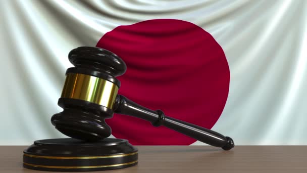 Σφυρί δικαστές και μπλοκ κατά τη σημαία της Ιαπωνίας. Ιαπωνικά δικαστήριο εννοιολογική κινούμενα σχέδια — Αρχείο Βίντεο