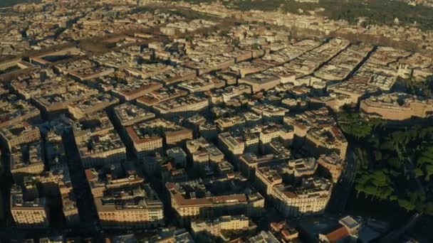 Luchtfoto van stadsgezicht van centrum van Rome, Italië — Stockvideo