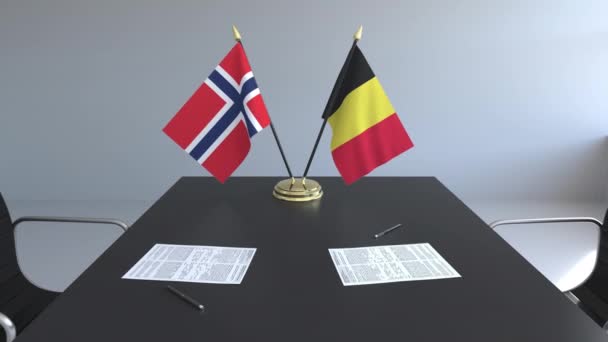Banderas Papeles Sobre Mesa Negociaciones Firma Contrato Conceptual — Vídeos de Stock