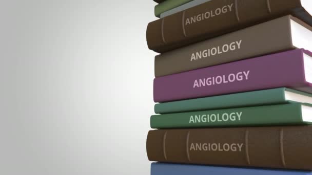 Angiologie titel op de stapel boeken, conceptuele loopbare 3d animatie — Stockvideo