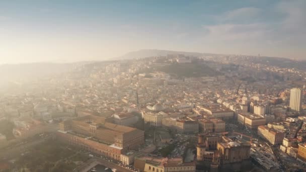 Vista aérea del paisaje urbano de Nápoles, Italia — Vídeos de Stock