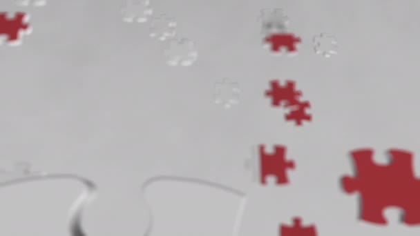 Jigsaw puzzle parçaları ile yapılmış olan İsviçre bayrağı. İsviçre sorun çözüm kavramsal 3d animasyon — Stok video