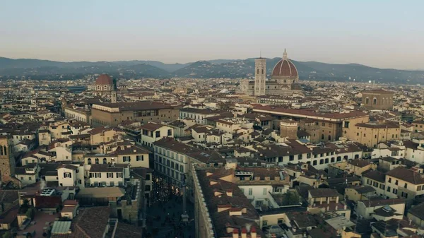 Foto aerea del centro di Firenze la sera, Italia — Foto Stock
