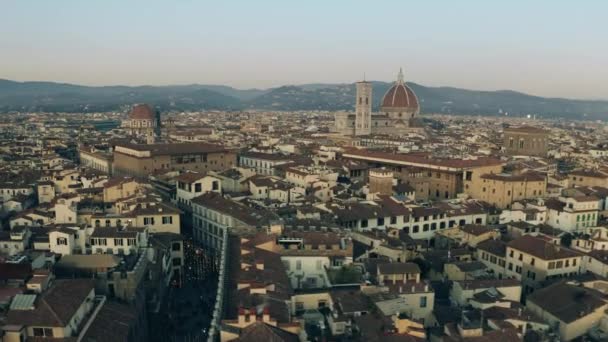 Antenn skott av Florens centrum på kvällen, Italien — Stockvideo