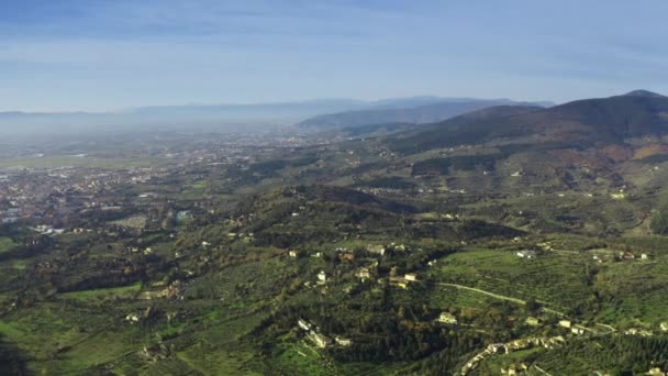 Aerial revealing shot of distant city of Florence, Italy — Stock Video