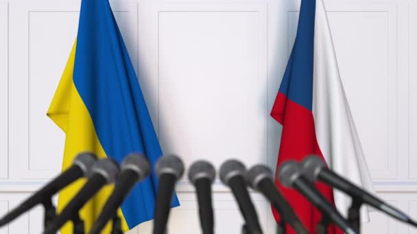 Banderas de Ucrania y la República Checa en la reunión internacional o en la conferencia de prensa de las negociaciones. Animación 3D — Vídeos de Stock