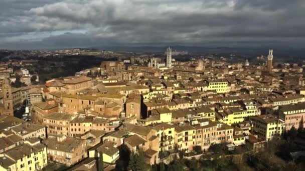 シエナ中心部の空中写真。トスカーナ、イタリア — ストック動画