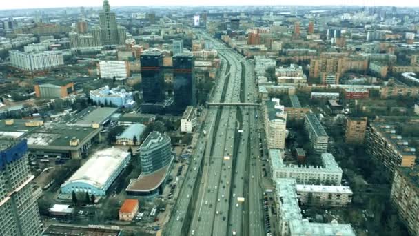 MOSCÚ, RUSIA 23 DE MARZO DE 2019. Vista aérea de la avenida Leningradsky Prospekt y la parte noroeste de la ciudad — Vídeos de Stock