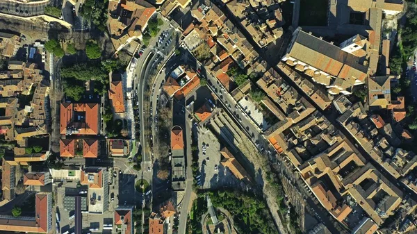 Perugia, Italya 'daki evlerin ve caddelerin havadan üstte görünümü — Stok fotoğraf