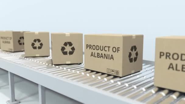 Silindir konveyör üzerinde Arnavutluk ürün metin kutuları. Arnavut ithalat veya ihracat ilgili 3D animasyon — Stok video