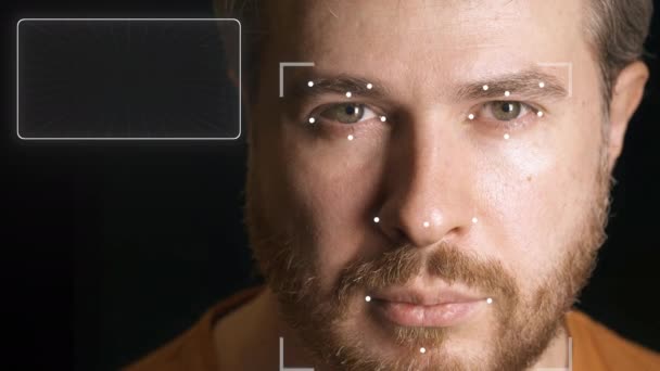 Sistema de computador de varredura cara de homem. Reconhecimento facial clipe relacionado — Vídeo de Stock