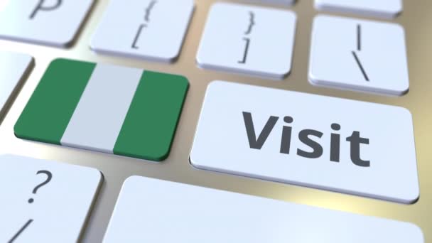Текст ВИЗИТ и флаг Нигерии на кнопках на клавиатуре компьютера. Концептуальная 3D анимация — стоковое видео