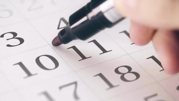 Segnato l'undicesimo giorno 11 di un mese nel calendario si trasforma in DUE DATE promemoria — Video Stock