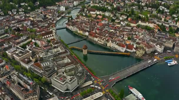 Вид с воздуха на Капелльбрук или Часовню в городском пейзаже Люцерна, Швейцария — стоковое видео
