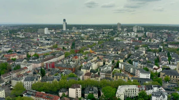 Letecký pohled na oblast residentu Frankfurt nad Mohanem, Německo — Stock fotografie