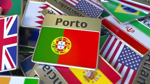 Pamiątkowe magnes lub odznaka z Porto tekstu i flagi narodowej wśród różnych. Podróżowanie do Portugalii koncepcyjne renderowanie 3D — Zdjęcie stockowe