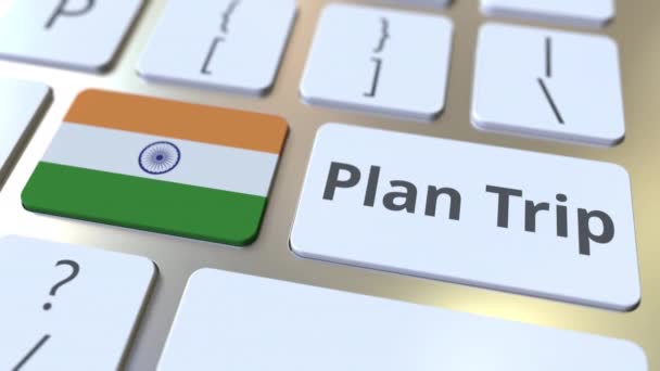 Plan Reisetext und Flagge Indiens auf der Computertastatur, reisebezogene 3D-Animation — Stockvideo