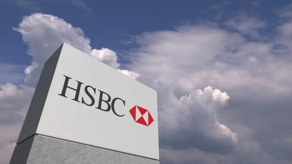 曇った空に立ち向かう Hsbc のロゴ、エディトリアル3d レンダリング — ストック写真