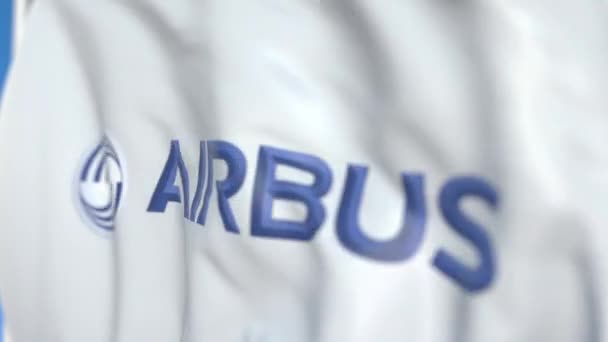Bandiera sventolante con logo Airbus SE, primo piano. Animazione 3D loop editoriale — Video Stock