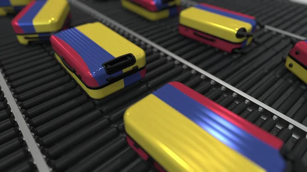Många resväskor featuring Colombia flagga. Colombianska turism konceptuella 3D-rendering — Stockfoto