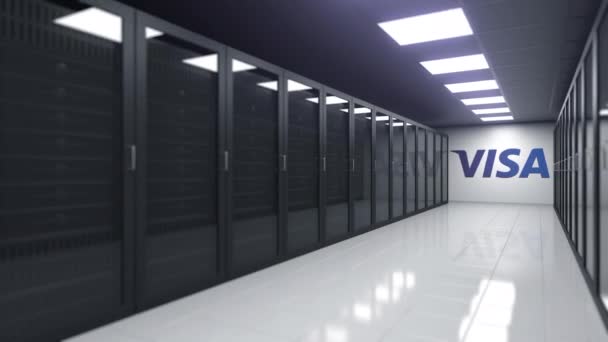 Logo van visa op de muur van een server kamer, redactionele 3D-animatie — Stockvideo