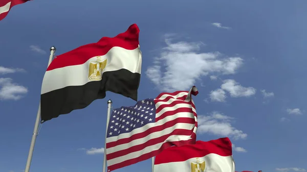 Σημαίες της Αιγύπτου και των ΗΠΑ κατά του γαλάζιου ουρανού, 3D απόδοση — Φωτογραφία Αρχείου
