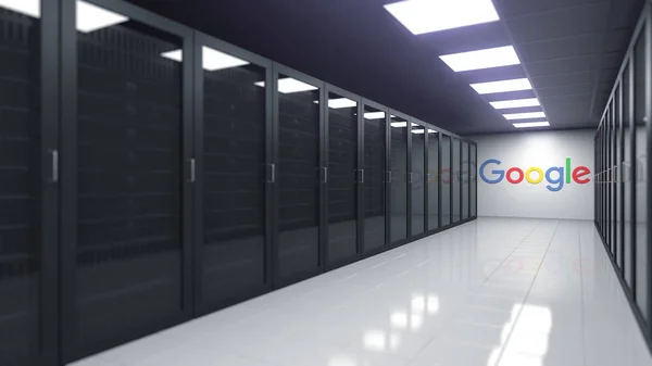 Логотип GOOGLE на стене серверной комнаты, редакционная 3D рендеринг — стоковое фото