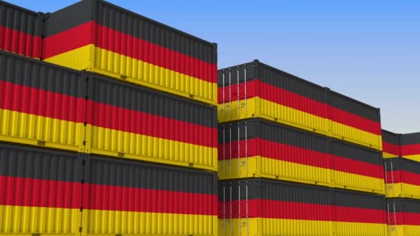 ドイツの旗を持つコンテナでいっぱいのコンテナターミナル。ドイツのエクスポートまたはインポート関連のループ可能な 3D アニメーション — ストック動画