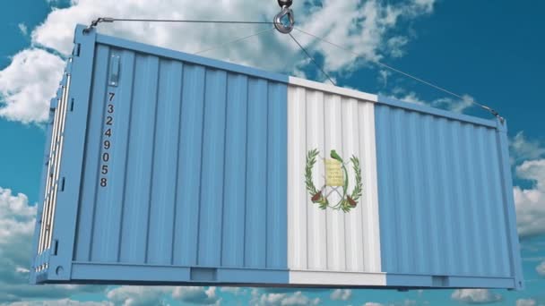 A guatemalai zászlóval rendelkező rakománykonténer. Guatemalai import vagy export kapcsolódó fogalmi 3D animáció — Stock videók