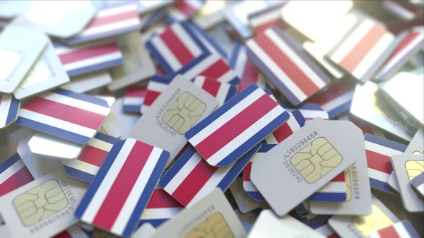 Múltiples tarjetas SIM con bandera de Costa Rica. Renderizado 3D conceptual de telecomunicaciones móviles de Costa Rica —  Fotos de Stock