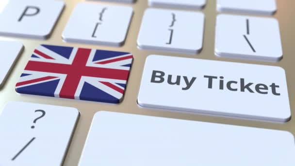 Koop ticket tekst en vlag van Groot-Brittannië op de knoppen op het toetsenbord van de computer. Aan reis gerelateerde conceptuele 3D-animatie — Stockvideo