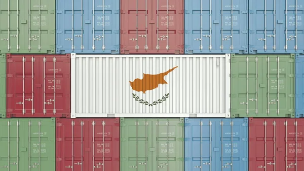 Kıbrıs bayrağı ile konteyner. Kıbrıs mallarla ilgili kavramsal 3d render — Stok fotoğraf