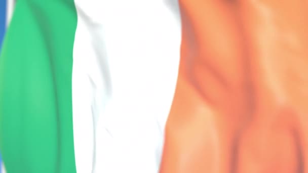 Ondeando la bandera nacional de la República de Irlanda de cerca, animación en 3D loopable — Vídeo de stock