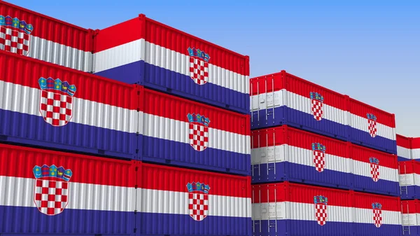 Contenedor patio lleno de contenedores con bandera de Croacia. Exportación o importación croata relacionada con la representación 3D — Foto de Stock