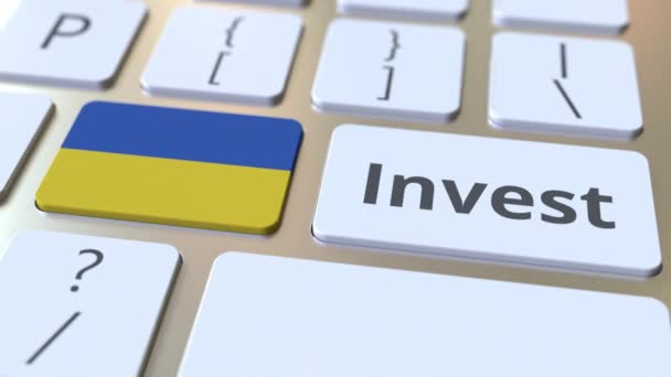 INVEST text and flag of Ukraine on the buttons on the computer keyboard. Business related conceptual 3D animation — Stock Video