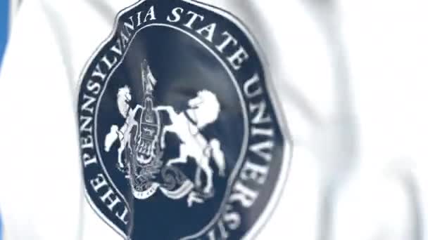 Pływające flagi z Penn State University godło, zbliżenie. Redakcyjnej pętli animacji 3D — Wideo stockowe